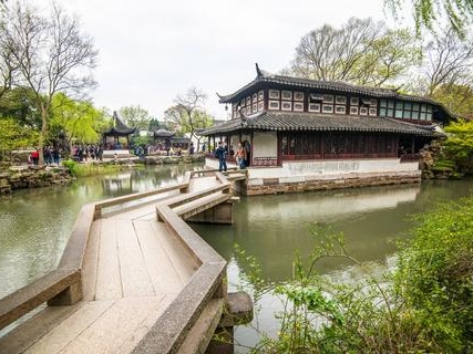 旅游1.jpg