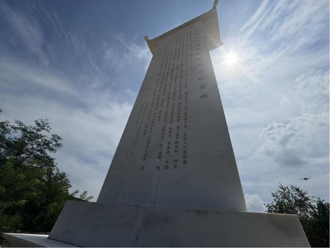 1757648757947965.jpg 4.jpg