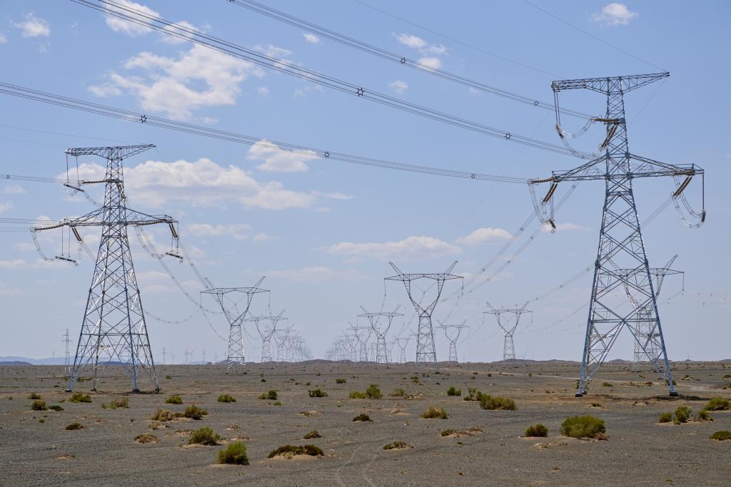 1758075506804929.jpg 3.jpg