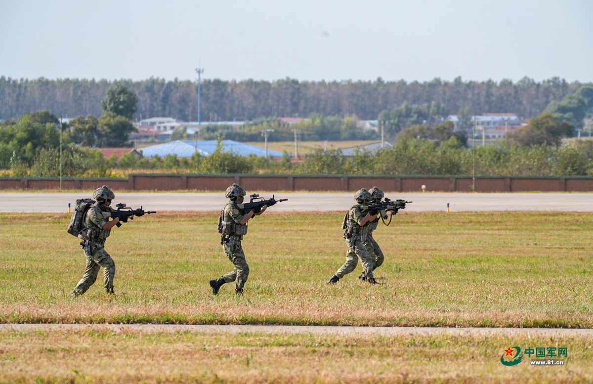 1758767214101342.jpg 5.1.jpg