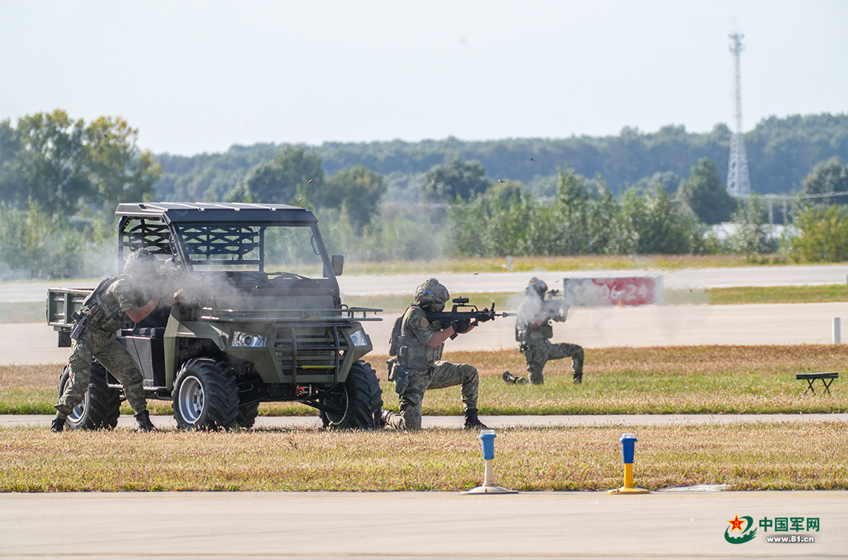 1758767219467630.jpeg 6.jpeg