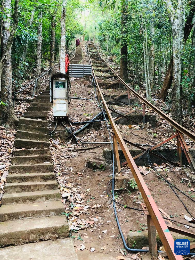 1758849281477771.jpg 4.1.jpg