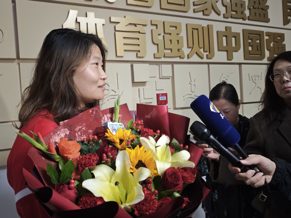 1760407489671318.jpg 2.jpg