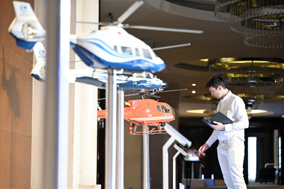 1760663845518023.jpg 2.jpg