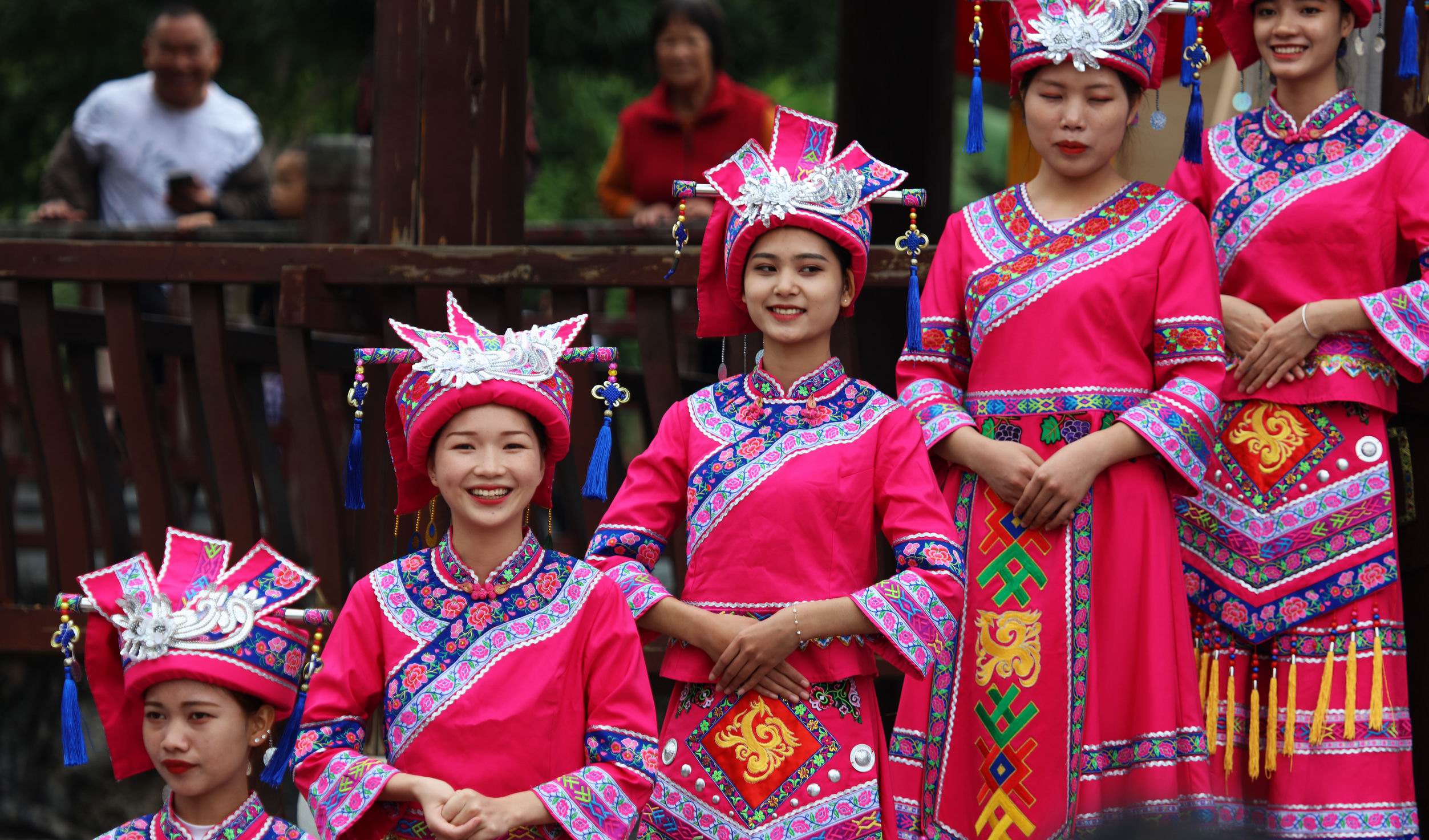 1763428115456826.jpg 3.jpg